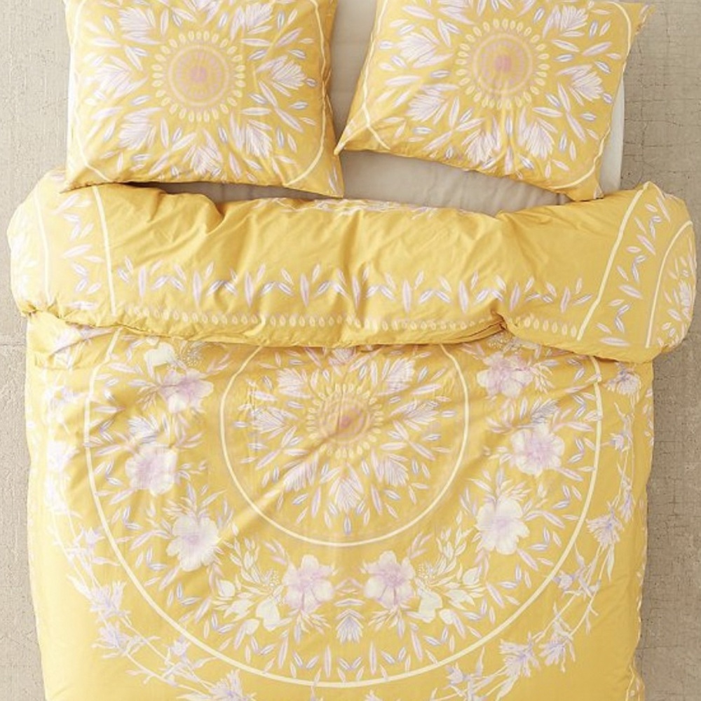 Queen Iris Comforter set